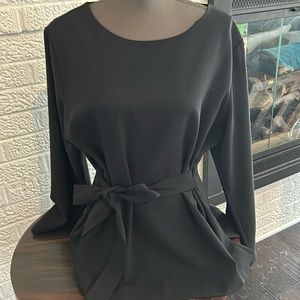 Ann Taylor Black tie front Tunic size XL